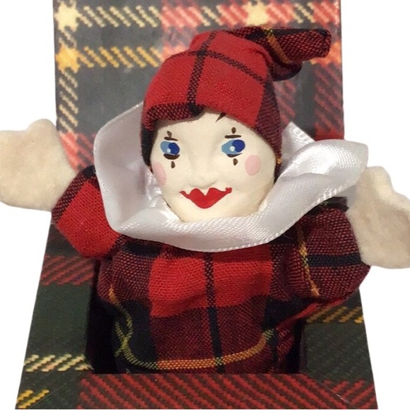 Vintage Harrods Knightsbridge Mini Pop-Up Jack-in-the-Box, Red & Green Plaid - Picture 2 of 6